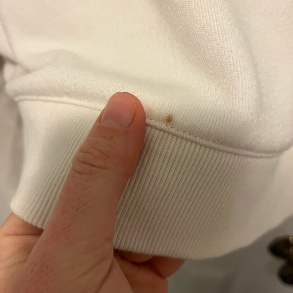 ALO Yoga White Sweatshirt - Picture 3 of 9